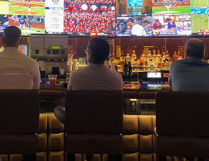 Men Point Out Male Behaviors That They Hate And Here Are 35 Of The Best Spot-On Answers