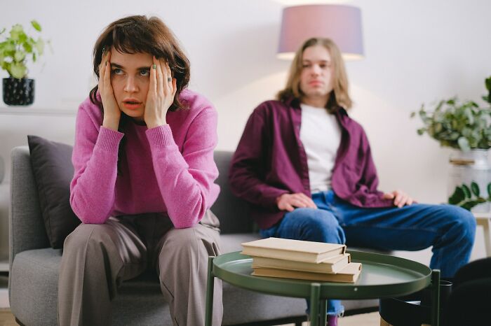 "The Ick": 30 Things Women Do That Make Them Less Attractive To Guys