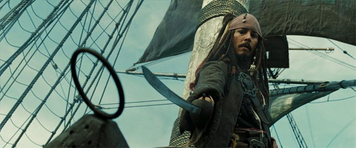 Jack Sparrow holding his sword 
