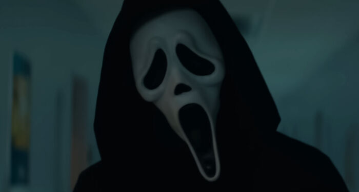 Ghostface looking at someone 