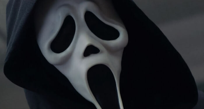 Ghostface mask 