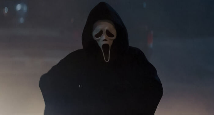 Ghostface walking in the dark 