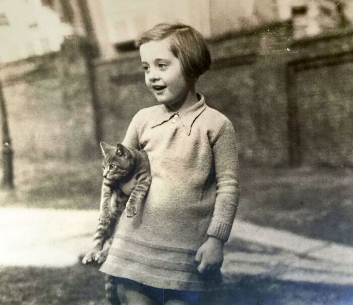 My Mom And Her Cat In The Late 1930s