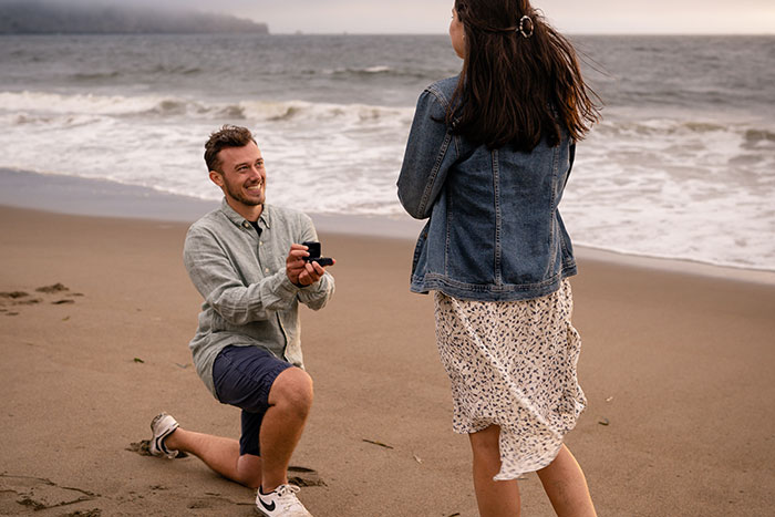 “I Basically Stalked Him”: 50 People Share Secrets They’ve Kept From Their Significant Others