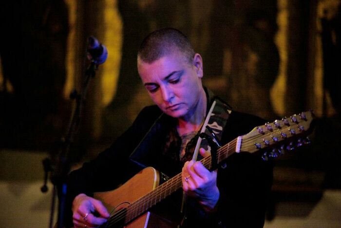 “Fight The Real Enemy”: Sinéad O’Connor Had No Regrets About Her Life-Changing “SNL” Incident “Fight The Real Enemy”: Sinéad O’Connor Had No Regrets About Her Life-Changing “SNL” Incident