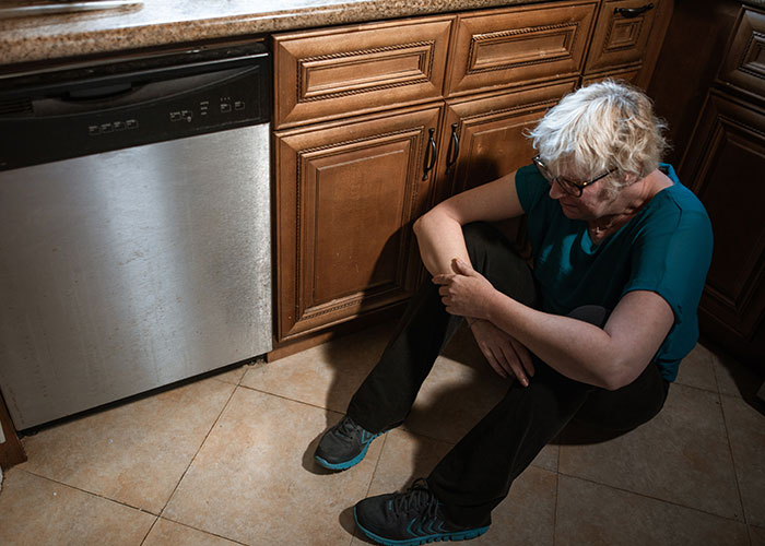 “The Cleanup Never Stops”: 30 Truths About ‘The Real World’ Teens Should Learn