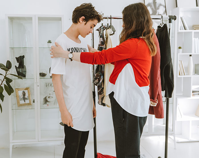 "Knock Before Entering": 29 Men Give Moms Advice On Raising A Boy