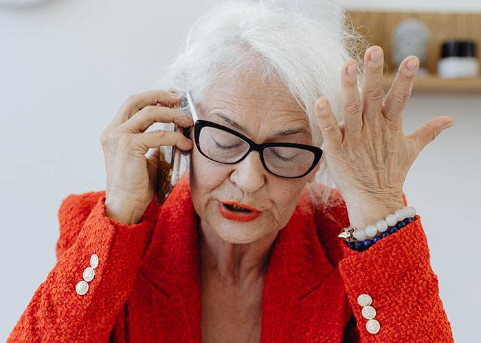 “Touch Some Grass, Please”: Job Applicant Hits Back At Insulting Job Offer With Cover Letter