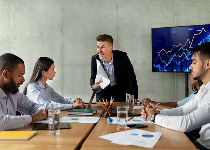 "No One Asked Me Who Put The Screen Saver On His Desk": Smug Supervisor Almost Gets Fired After An Employee Takes Petty Revenge
