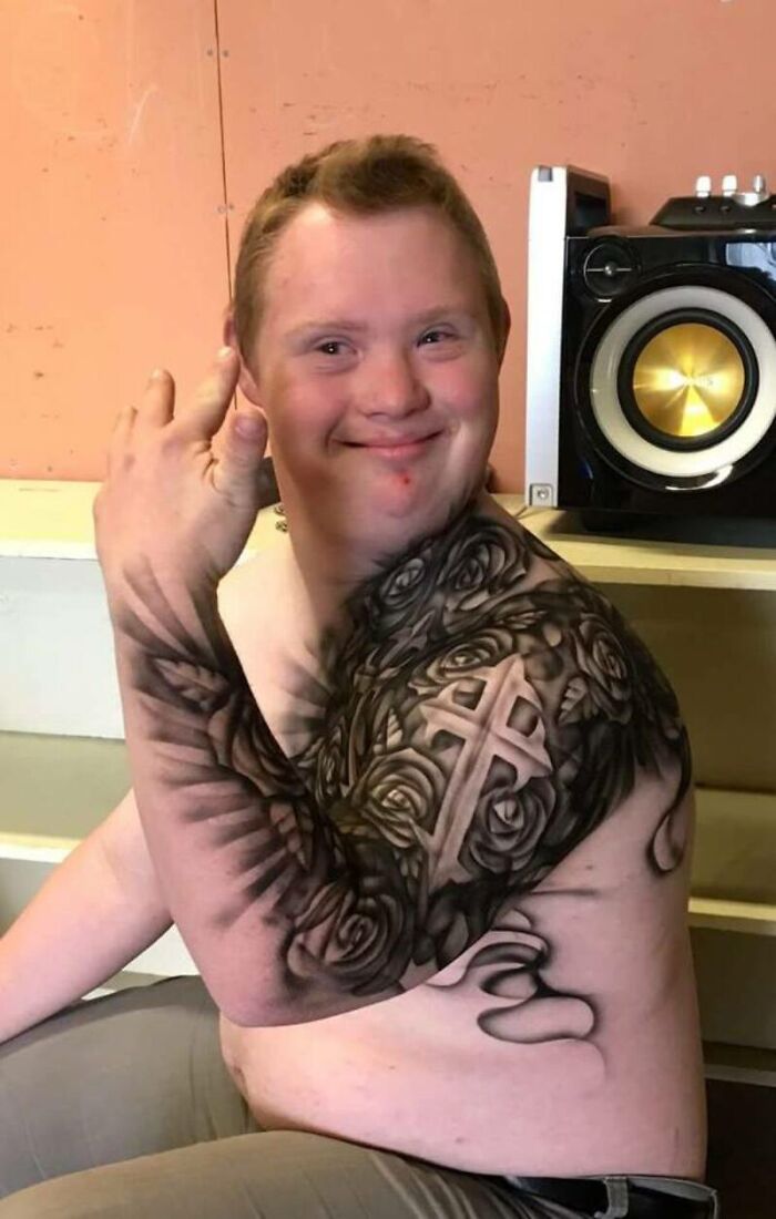To Boost Sick Children's Self-Esteem, Artist Continues To Create Temporary Tattoos In New Zealand Hospital ( 24 New Pics)