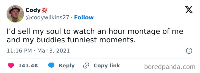 Tweet about wanting to watch a funny montage with friends, capturing relatable friendship humor.