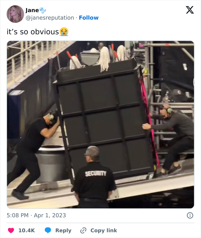 “That’s What Makes Her So Amazing”: Taylor Swift’s Seriously Nerdy Letterhead Is Going Viral “That’s What Makes Her So Amazing”: Taylor Swift’s Seriously Nerdy Letterhead Is Going Viral