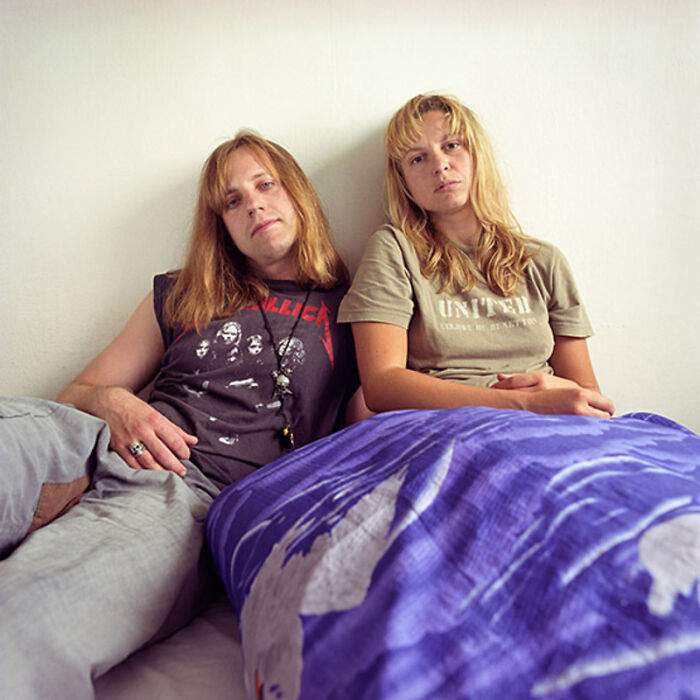 Photographer Transforms To Join Other Strangers' Family (72 New Pics)