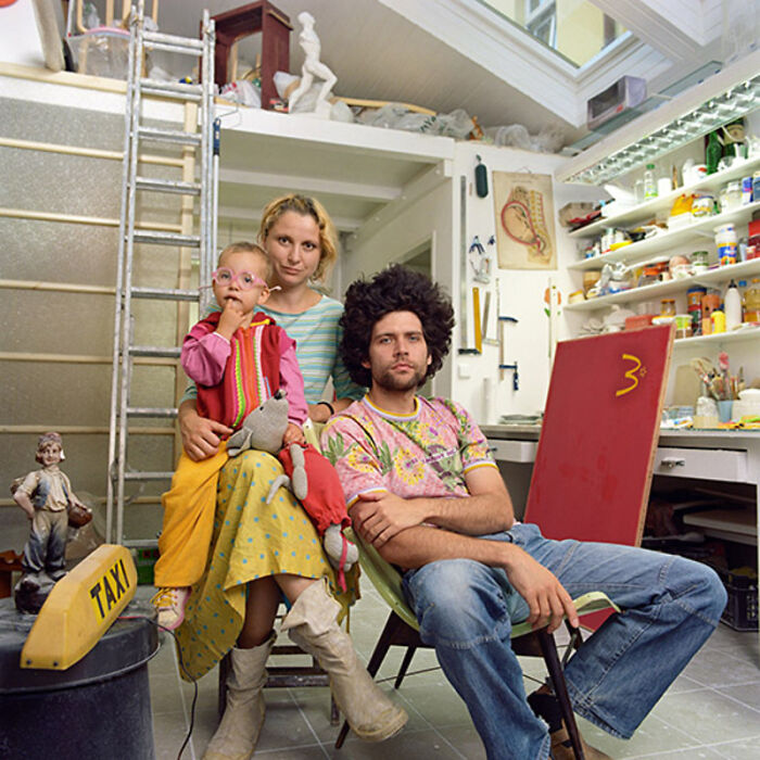 Photographer Transforms To Join Other Strangers' Family (72 New Pics)