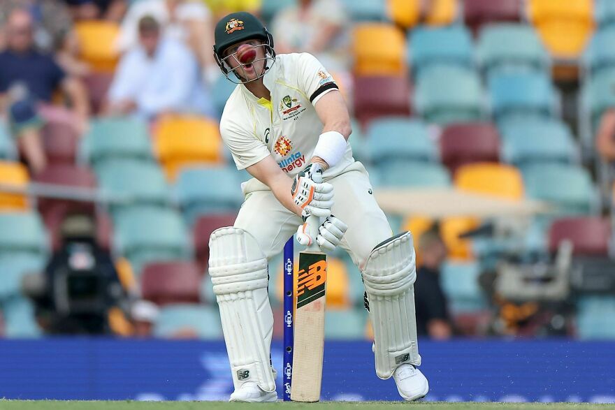 Cricket - Category Winner, Silver: "Clowing Around" By Pat Hoelscher