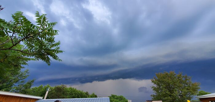Storm !! And We Didn't Get A Drop Of Rain. It Went Right Around Us!