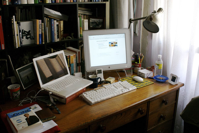 Company Will Lay Off This Person, Asks Them To “Remain Professional” And Train The Replacements Company Will Lay Off This Person, Asks Them To “Remain Professional” And Train The Replacements