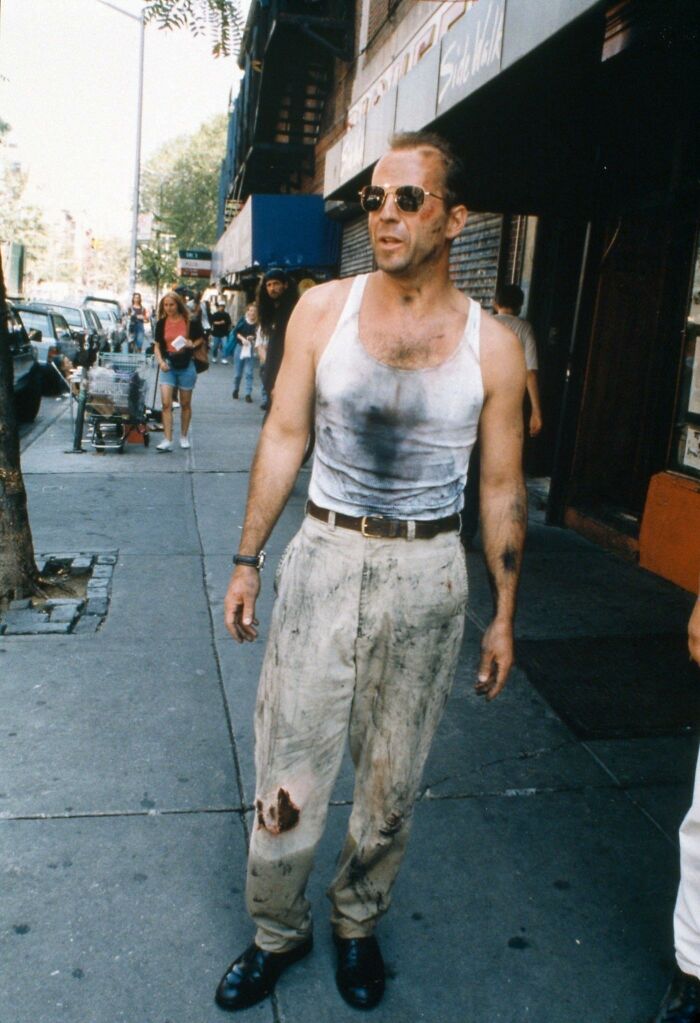 Bruce Willis On The Set Of 'Die Hard With A Vengeance' (1995)