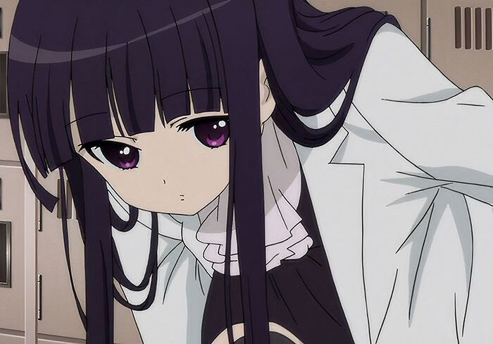 Anime character with long purple hair and purple eyes, wearing a white coat and black dress, popular among fans.