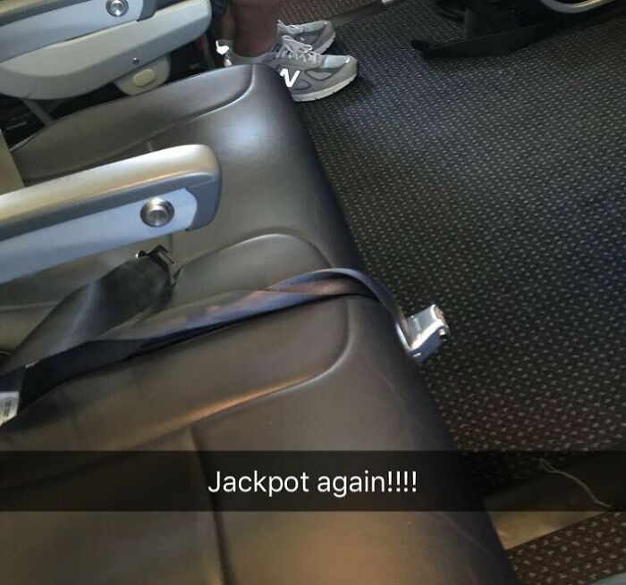 No Neighbors For Either Of My Flights And Both Were Full, Except For The Exit Rows. It's A Good Sign, Y'all