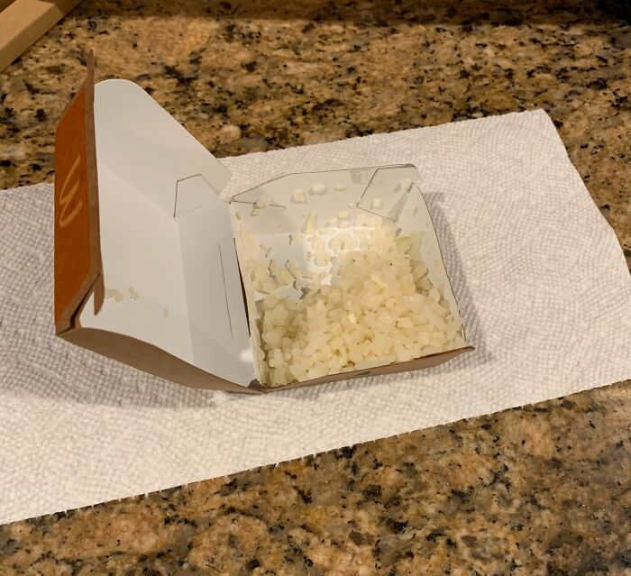 A mi hijo le han dado una caja de cebolla en vez de nuggets de pollo