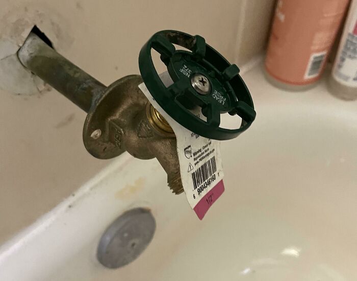 My Bathtub Faucet Broke And I Had To Temporarily Replace It… It Does Work Though?
