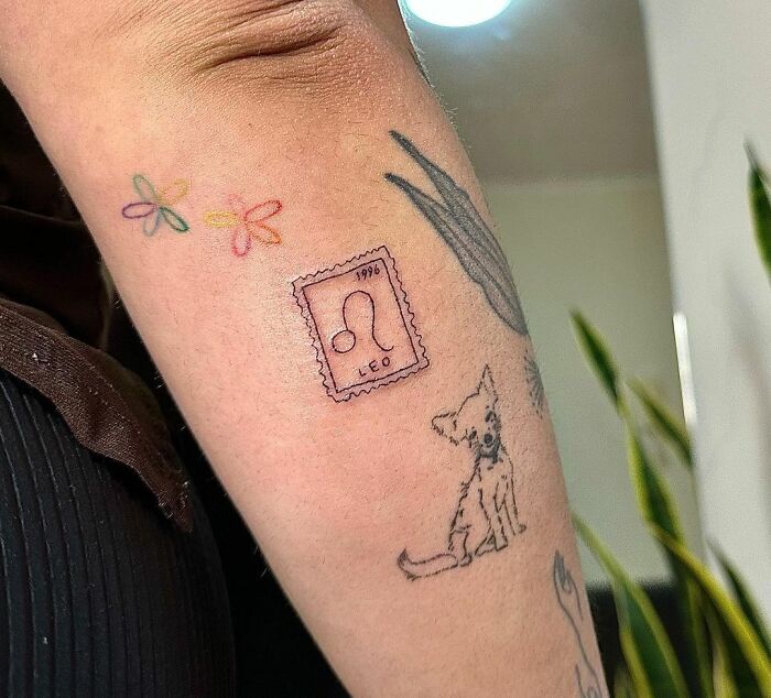 Tiny Leo sign stamp tattoo