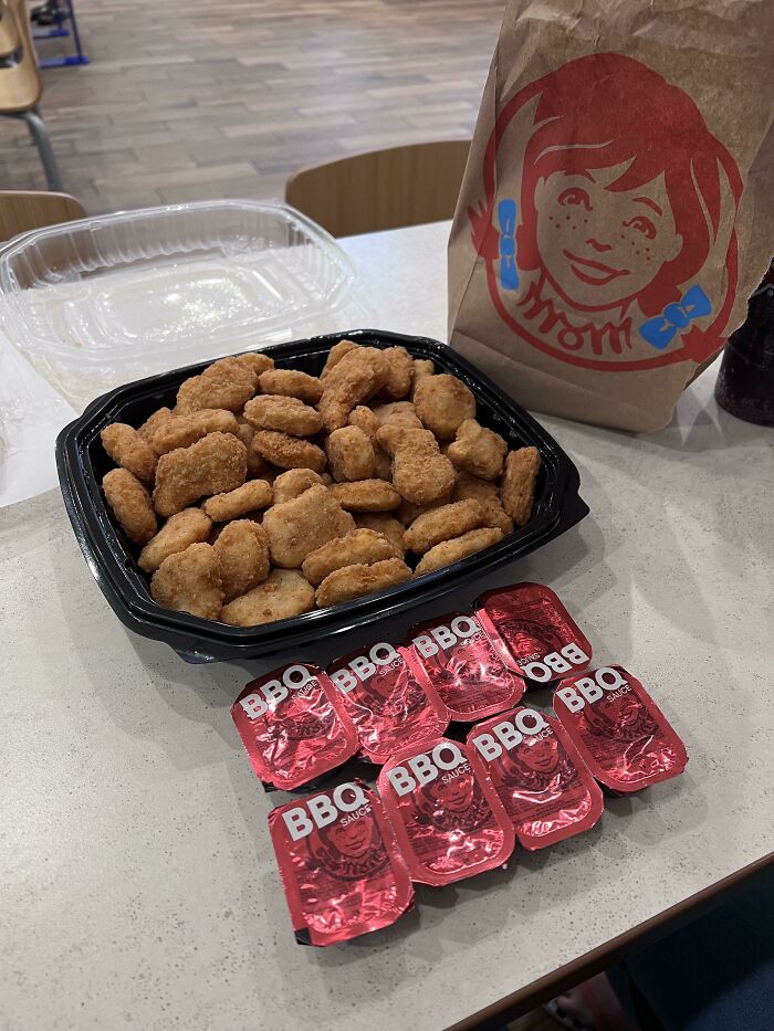 This Wendy’s I Stopped At Sells 50 Piece Nuggets