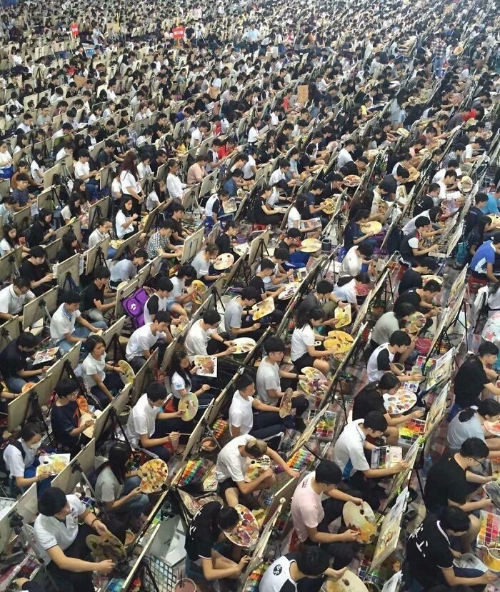 Entrance Exam For An Art School In China