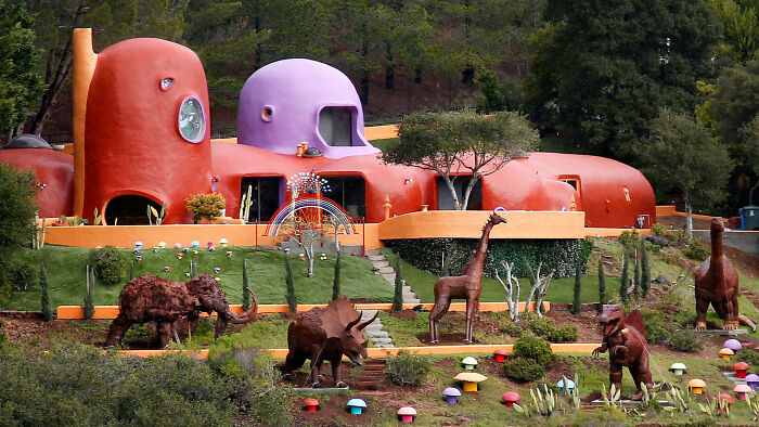 "Flintstone House," Declared "Public Nuisance," Now Allowed To Keep Colorful