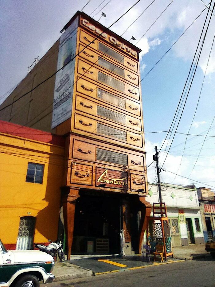 Furniture Shop In Colombia