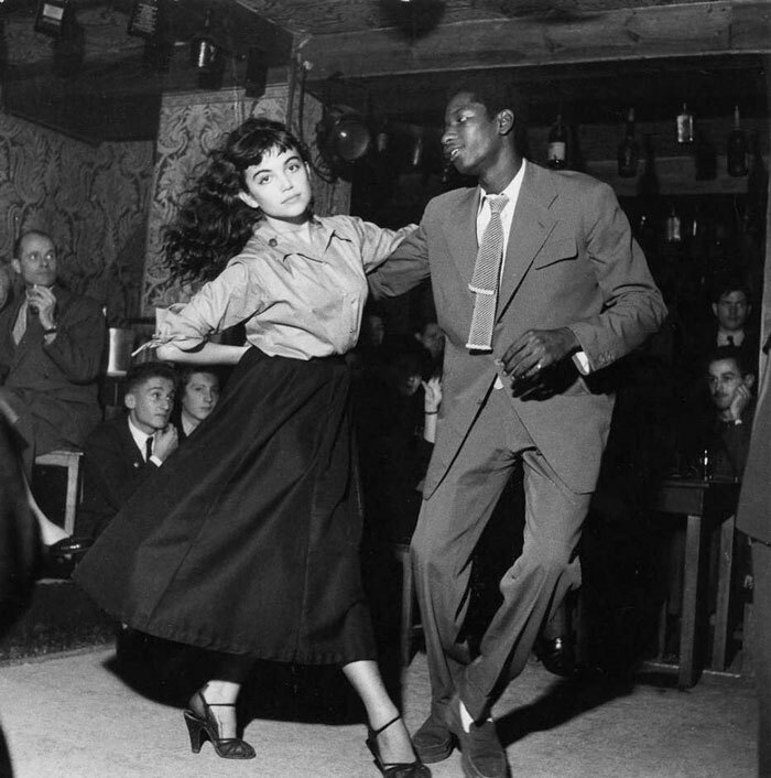 Bailando en París, 1951 aprox.