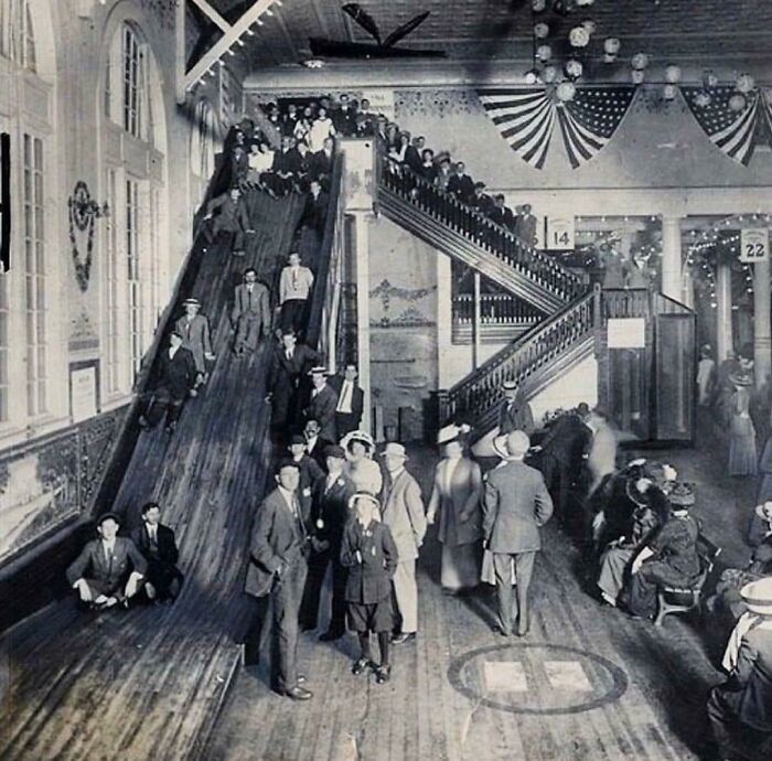 Tobogán Panamá en Coney Island, construido en 1908. Muy popular entre adultos