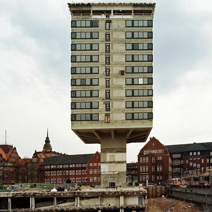 House On A Leg, Hamburg, Germany