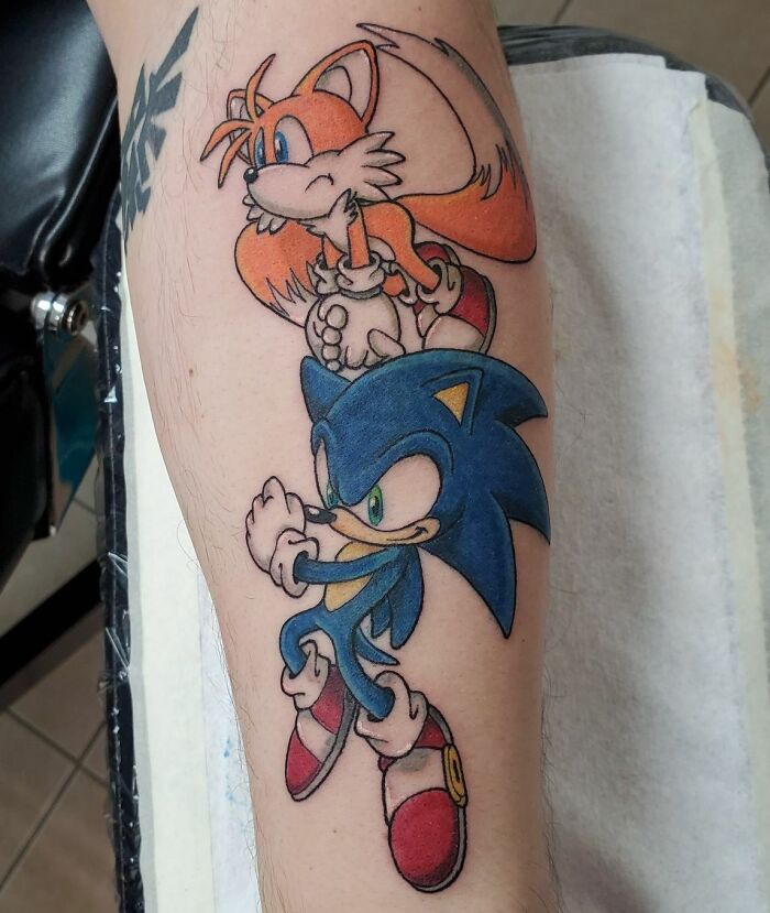 Sonic and Tails tattoo 