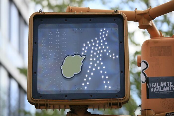 27 People Answer “Why Did That One Kid Get Expelled?”