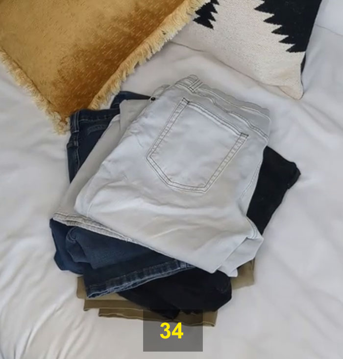 “Subtle Sexism”: Guy Compares His And His Fiancée’s Pants To Prove A Point “Subtle Sexism”: Guy Compares His And His Fiancée’s Pants To Prove A Point