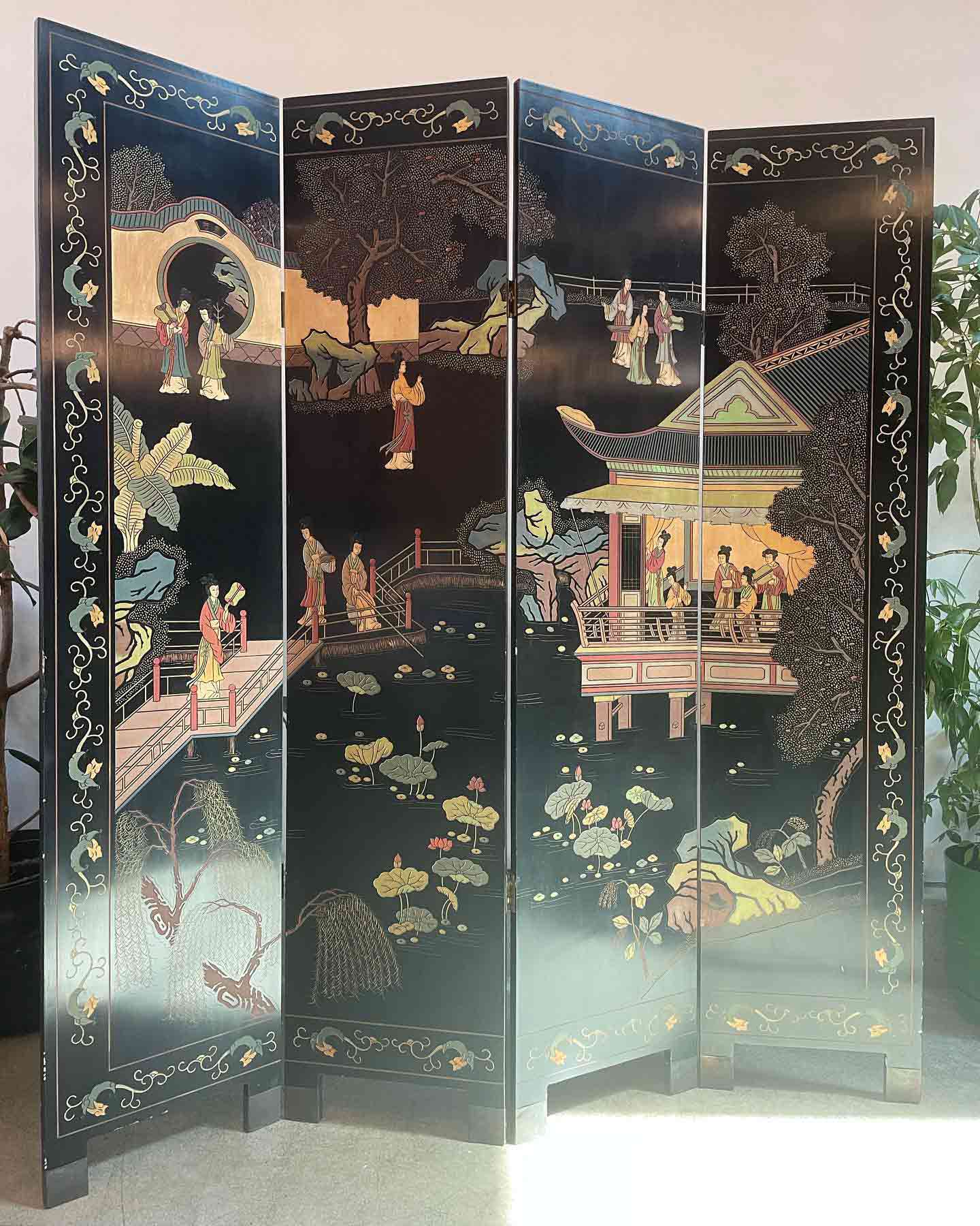 Four-panel folding Asian room divider