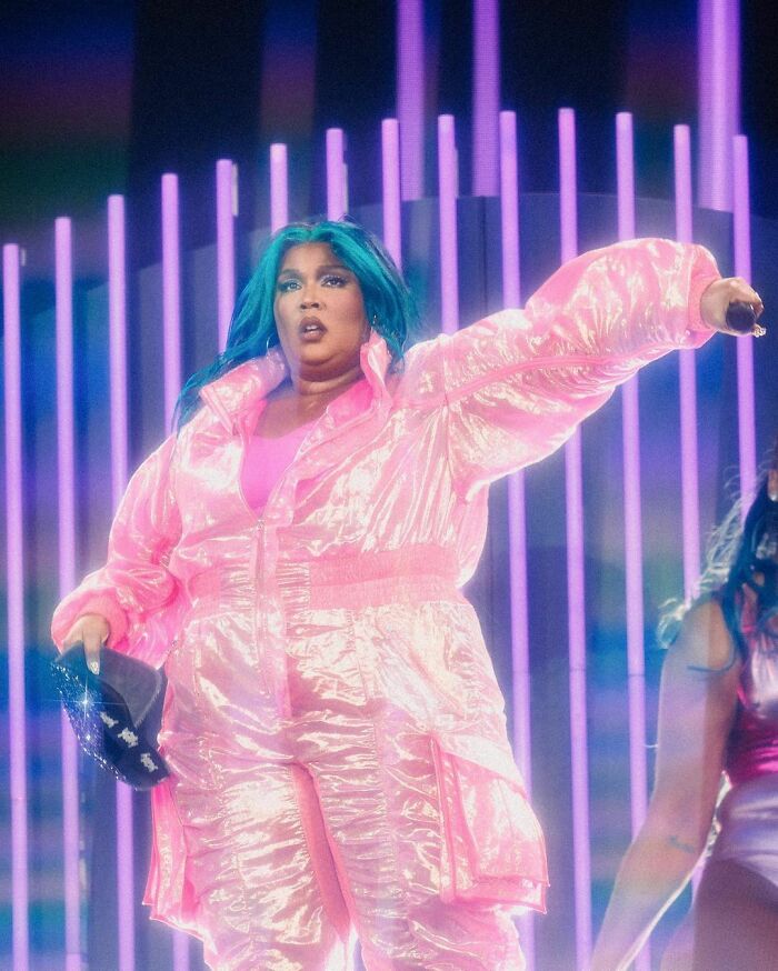 “My Soul Is Crushed”: Fans React As Lizzo Accused Of Harassment And Weight-Shaming