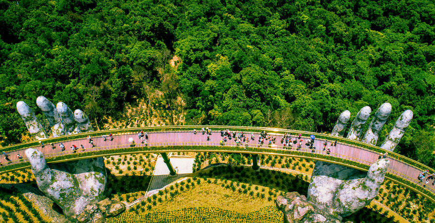 5 Enchanting Revelations Of Vietnam's Golden Bridge: Where Dreams Meet Reality (6 Pics) 5 Enchanting Revelations Of Vietnam's Golden Bridge: Where Dreams Meet Reality (6 Pics)