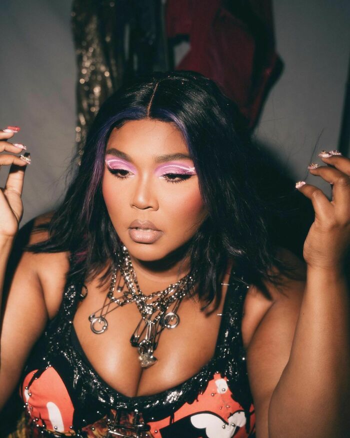 “My Soul Is Crushed”: Fans React As Lizzo Accused Of Harassment And Weight-Shaming