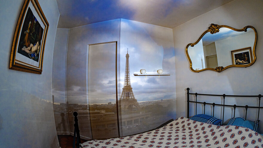 I Turned A Paris Apartment Into A Giant Camera!