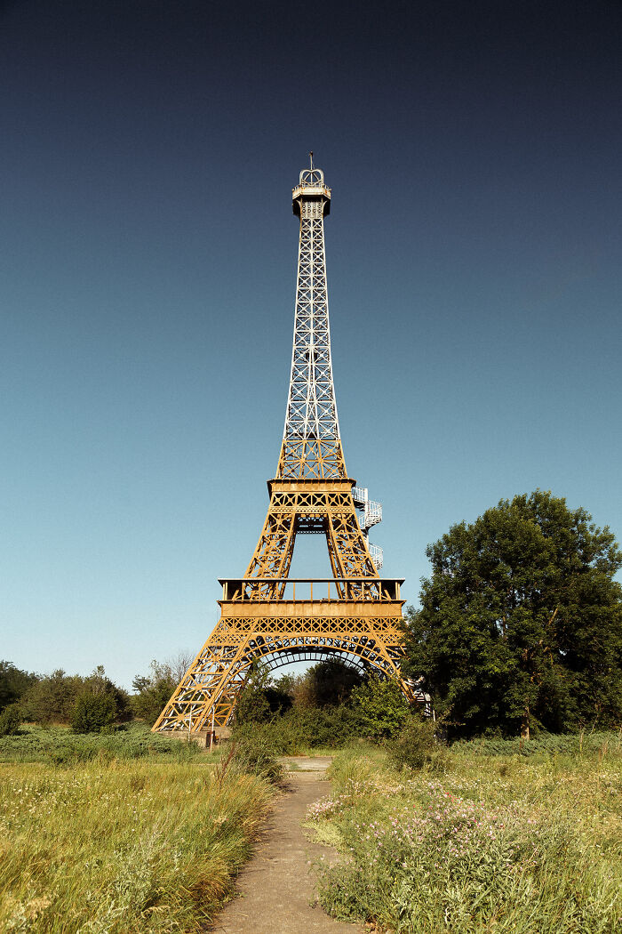 Eiffel Tower Replica, Romania