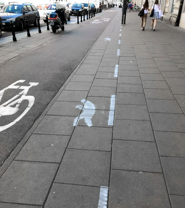 This Sidewalk For Smartphone Users In Warsaw, Poland