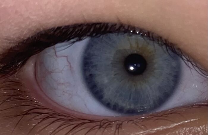 I Recently Learned How To Take Better Photos Of My Eye And I’m Obsessed