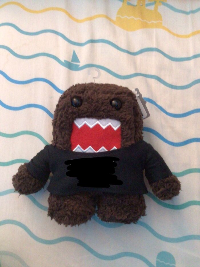 Here’s My Lil Guy, His Name Is Lil Guy :d Had To Scribble Out His Shirt Cuz It Says My Future College But Yea Hope U Like Lil’ Guy 💅