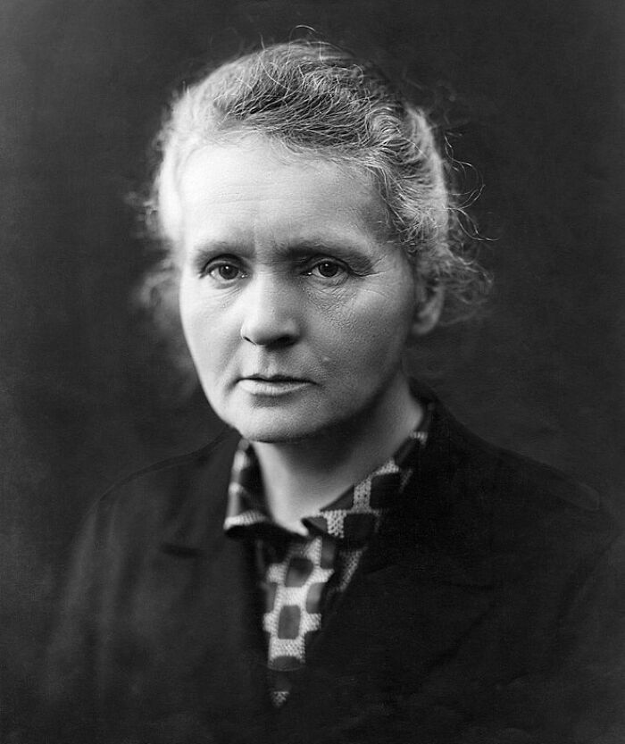 Maria Skłodowska-Curie portrait, black and white photograph