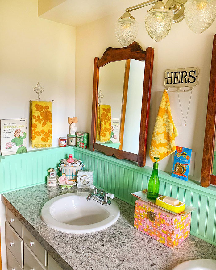 Vibrant colored bathroom with green Beadboard Paneling