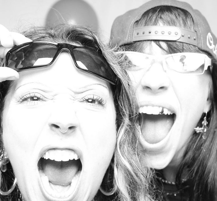 Billie Eilish Divides Fans After Showing Off Her Diamond Grills Billie Eilish Divides Fans After Showing Off Her Diamond Grills