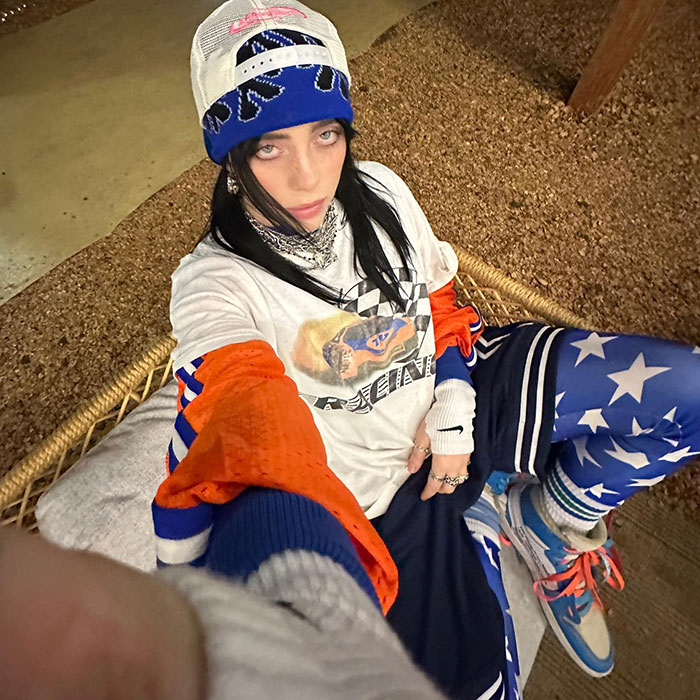 Billie Eilish Divides Fans After Showing Off Her Diamond Grills Billie Eilish Divides Fans After Showing Off Her Diamond Grills